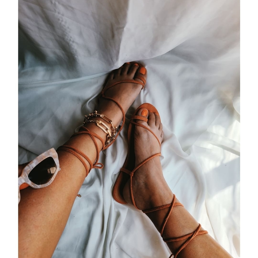 🚨FEW PAIRS LEFT// Coral lace up Sandal - Picture 5 of 5